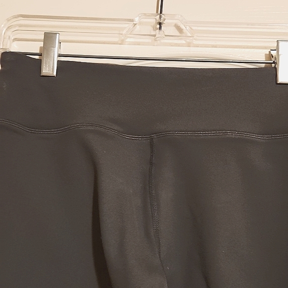 2xu run fitness flared pant nwot - Picture 4 of 10